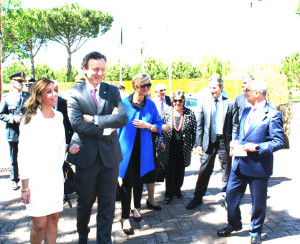 visita-ministro-difesa 032 tagliata